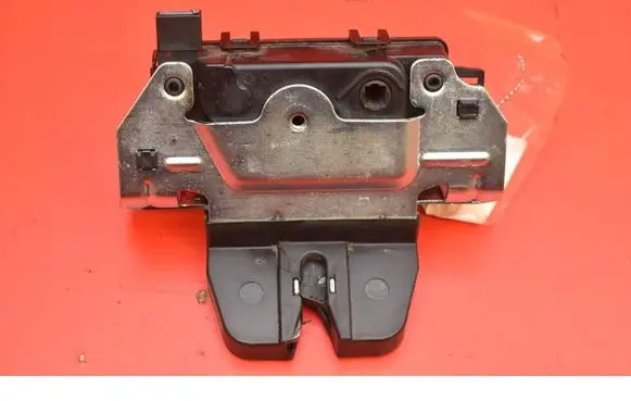 Opel Zafira C Tailgate/trunk/boot lock/catch/latch 13188851