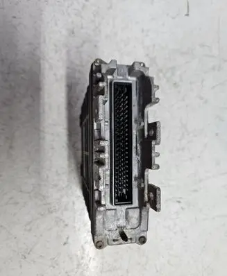 Volkswagen Golf III Engine control unit/module 028906021Q 28RTD292 0281001241