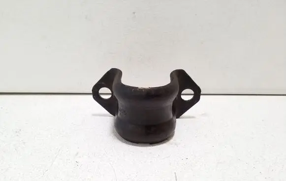 Dodge Nitro Sway bar bush bracket, front 