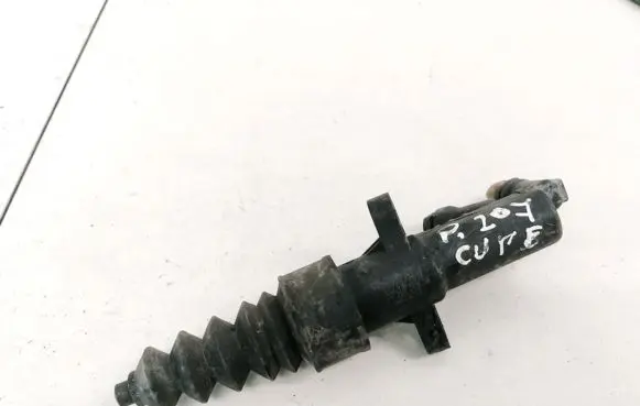 Peugeot 207 Clutch master cylinder 9680031480