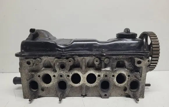 Volkswagen Golf II Engine head 0261033730