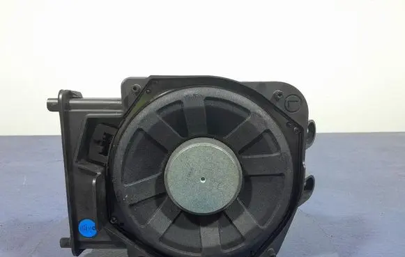 BMW M4 F82 F83 Subwoofer speaker 9278065