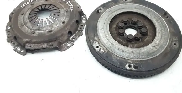 Toyota Avensis T220 Clutch set kit 323037010