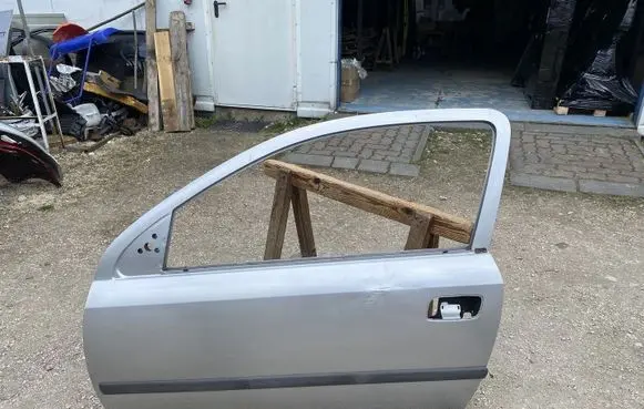 Opel Astra G Front door 