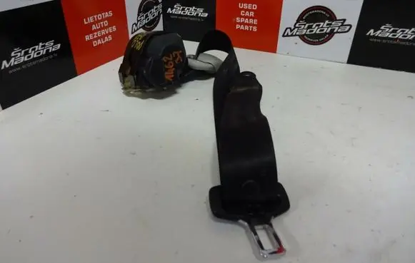 Volkswagen Polo III 6N 6N2 6NF Rear seatbelt 6N0857806A