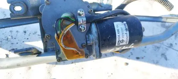 Opel Zafira A Wiper motor 404496