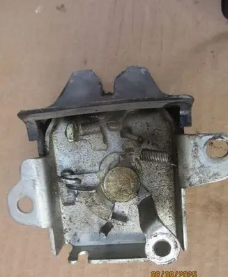Toyota Corolla E120 E130 Tailgate/trunk/boot lock/catch/latch 06082025