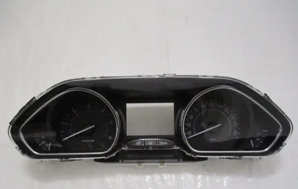 Peugeot 208 Speedometer (instrument cluster) 9824707480