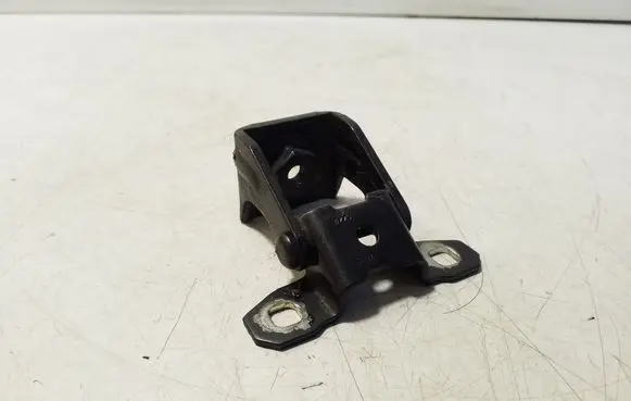Fiat 500L Tailgate/trunk/boot hinge C442
