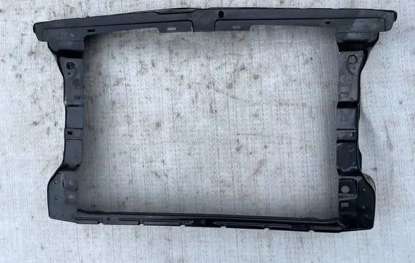 Skoda Yeti (5L) Radiator support slam panel 5L0805591