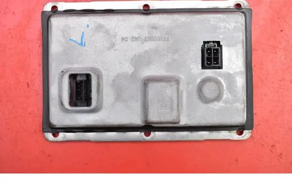 Volvo S80 Voltage converter/converter module 89035113