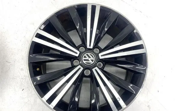 Volkswagen Tiguan R18 alloy rim 5NA601025AB