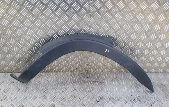 Iveco Daily 6th gen Front arch trim 5801863939 5801863943