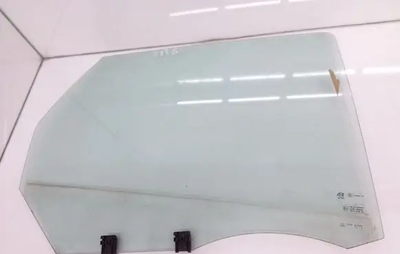 Peugeot 308 Rear door window glass AS2