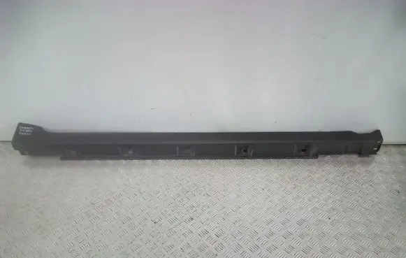 Subaru XV I Sill C10010054 91112FJ140
