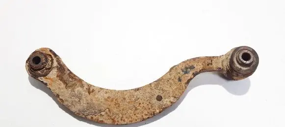 Toyota Avensis T270 Rear upper control arm/wishbone