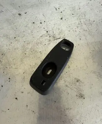 Opel Vivaro Front door handle cover 908A13590R 93452557