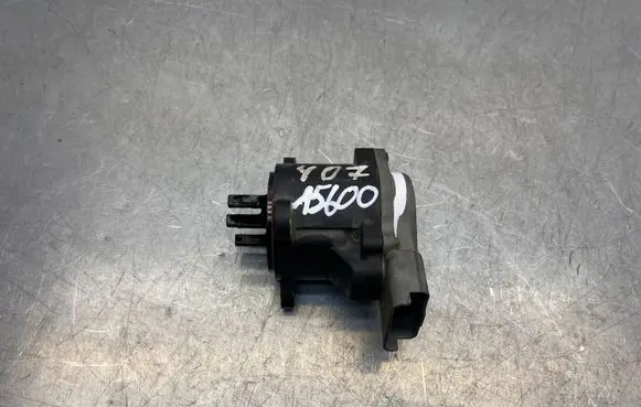 Peugeot 407 Intake manifold valve actuator/motor 61640230 3066916361