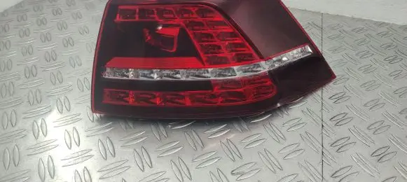 Volkswagen Golf VII Rear/tail lights 5G0945208