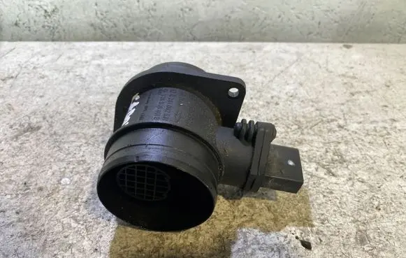 Volkswagen Caddy Mass air flow meter 038906461B 0281002531