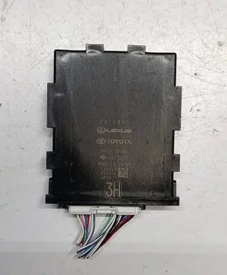 Toyota Yaris XP210 Gateway control module 891110D040S3 891110D040 50152629