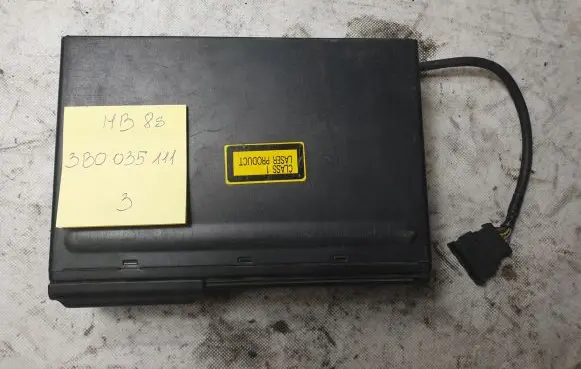Audi A6 S6 C5 4B CD/DVD changer 4B0035111B