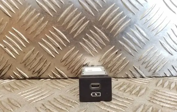 Toyota bZ4X USB socket connector 8553260060