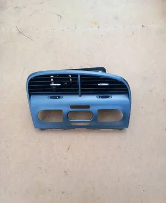 Dash center air vent grill