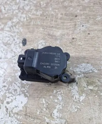 Ford Focus C-MAX Air flap motor/actuator 3M5H19E616AB EAD251