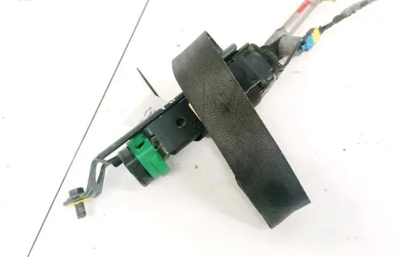 Volvo S60 Front seatbelt