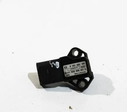 Audi A6 S6 C6 4F Air pressure sensor 0281002401