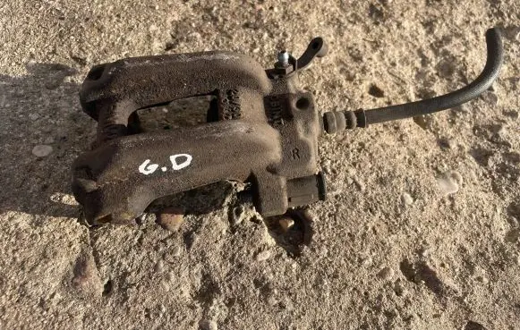 BMW 4 F36 Gran coupe Rear brake caliper