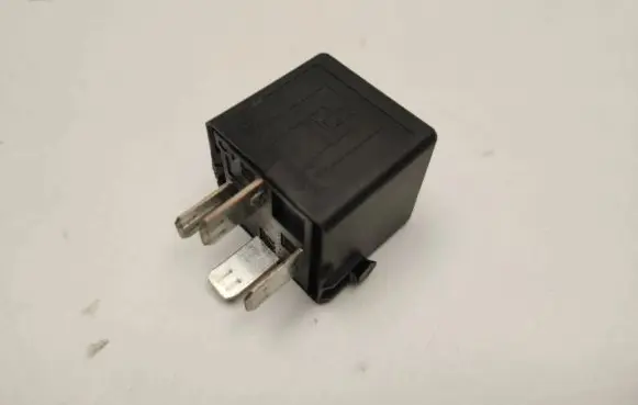 Mercedes-Benz E W212 Other relay A0025421319