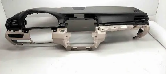 BMW 5 F10 F11 Dashboard 9166659 9166657