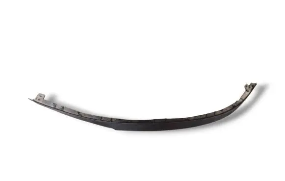 Front bumper lip