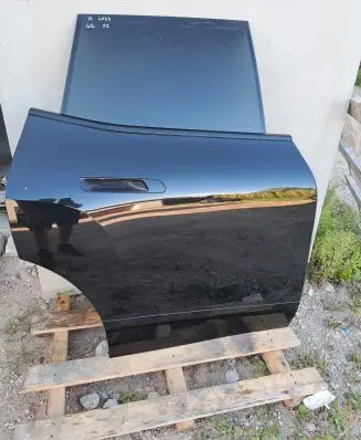 BMW iX Rear door