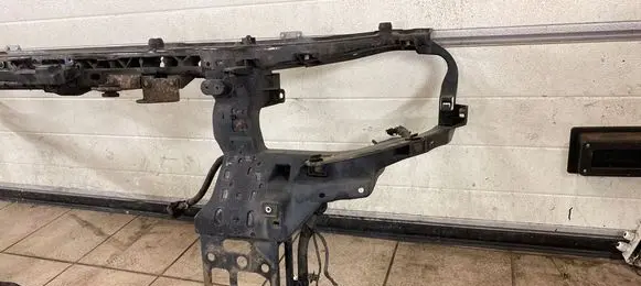 Hyundai Santa Fe Radiator support slam panel