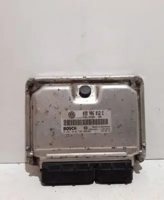 Skoda Octavia Mk1 (1U) Engine control unit/module 038906012E 0281010105 28SA4833