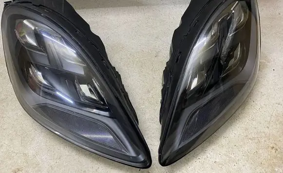 Porsche Cayenne (9Y0 9Y3) Headlights/headlamps set 9Y0941036J 9Y0941035J