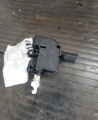 BMW 4 F32 F33 Seat adjustment motor 7286092