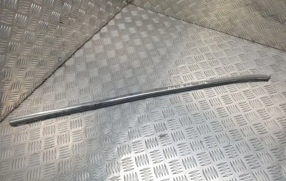 Nissan Pulsar Rear door glass trim molding