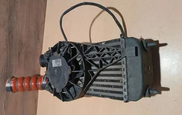 Peugeot 207 CC Intercooler radiator 9651280680 P9680003280 K7798004