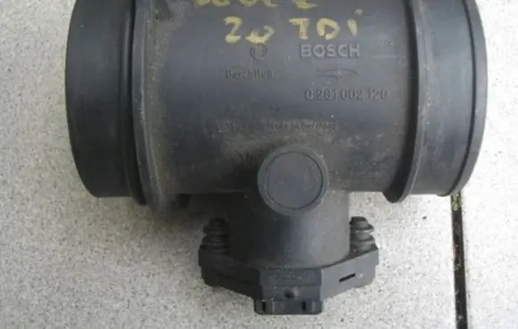 Honda Civic Mass air flow meter 0281002120