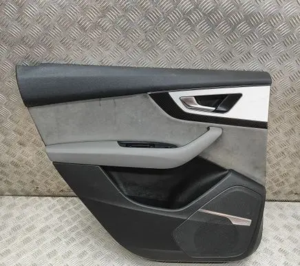 Audi Q7 4M Rear door card panel trim 4M0867305G 4M0863981