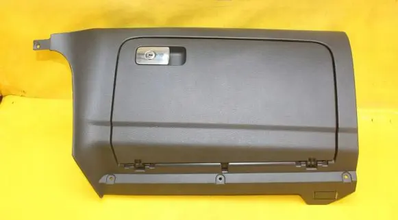 Volkswagen Golf V Glove box 1K1857290