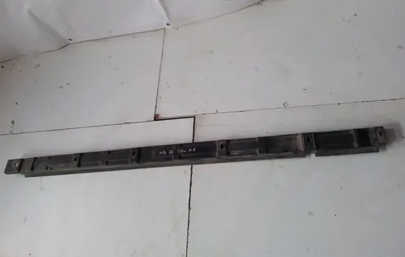 Mercedes-Benz GL X164 Other sill/pillar trim element A1646981130