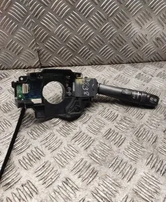 Volvo XC90 Wiper control stalk 30768101