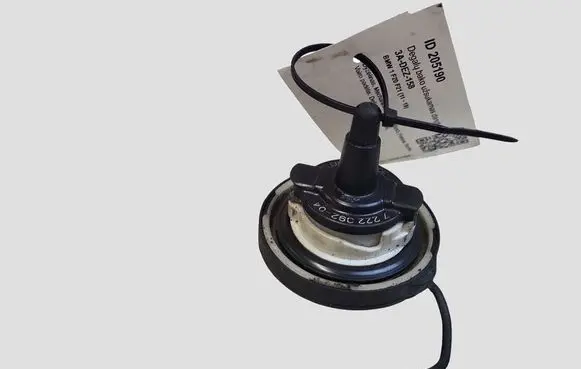 BMW 1 F20 F21 Fuel tank filler cap 722239204