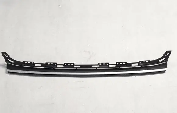Front bumper lower grill