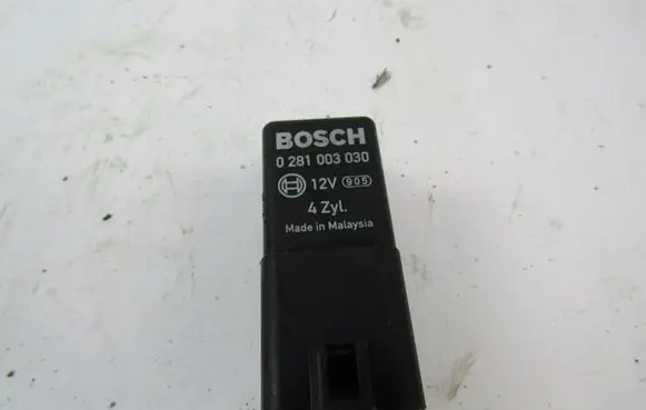 Honda CR-V Glow plug pre-heat relay 0281003030
